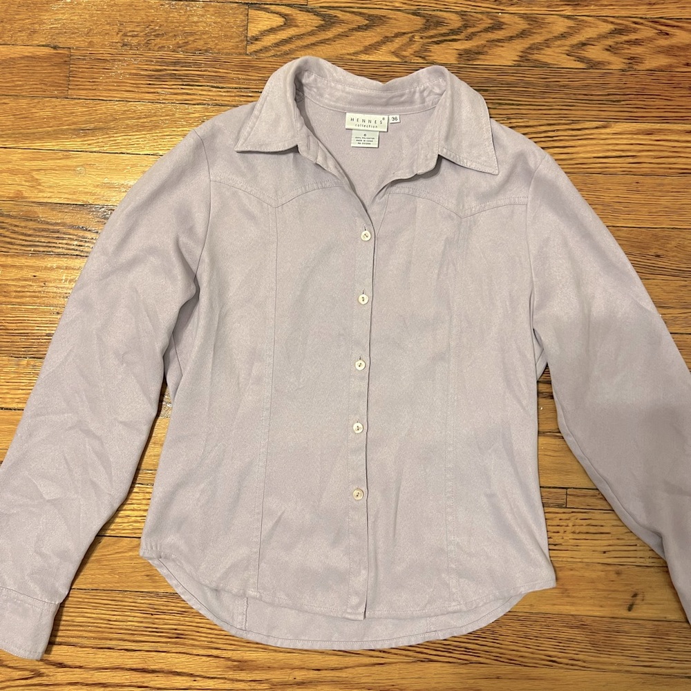 Lilac suede top with pink buttons